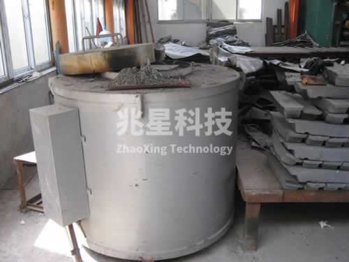 电熔炉